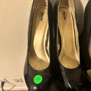 Mossimo black glossy heels, SIZE 8